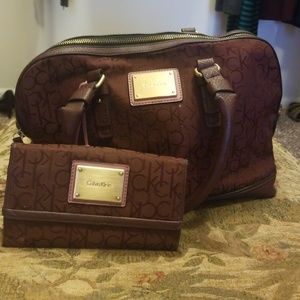 Calvin Klein purse/matching wallet